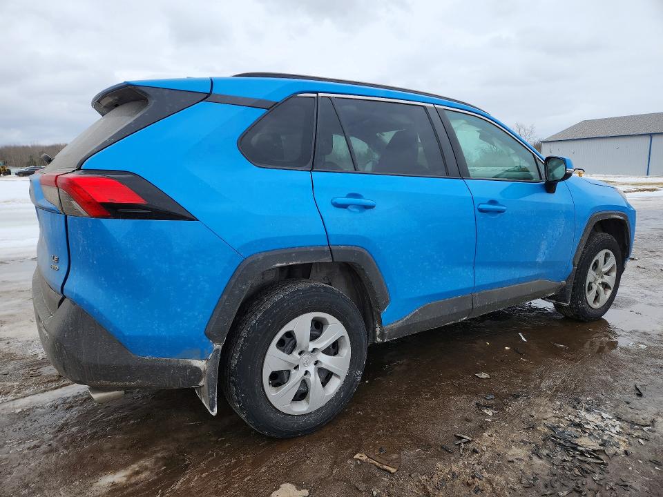 Photo 3 from auction – 2021 TOYOTA RAV4 LE with VIN 2T3G1RFV6MW227438