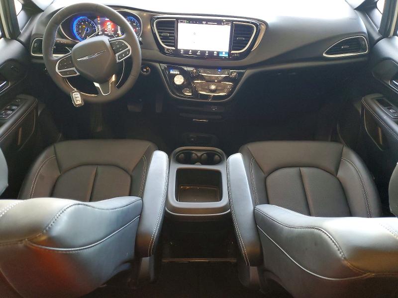 Photo 8 from auction – 2026 CHRYSLER PACIFICA with VIN 2C4RC1BG5TR168791