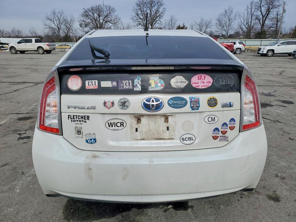 Photo 6 from auction – 2012 TOYOTA PRIUS with VIN JTDKN3DU9C5475517