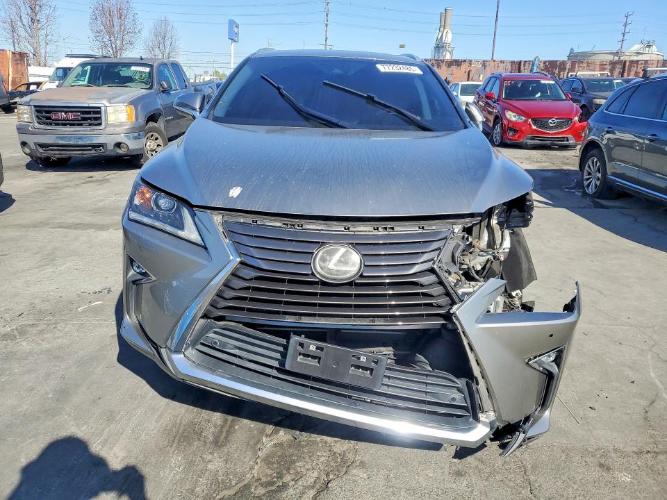 Photo 5 from auction – 2019 LEXUS RX with VIN 2T2ZZMCAXKC139419