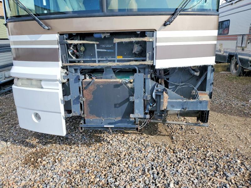 Photo 9 from auction – 1999 FREIGLINER CHASSIS with VIN 4UZ6XJCA1XCF55174