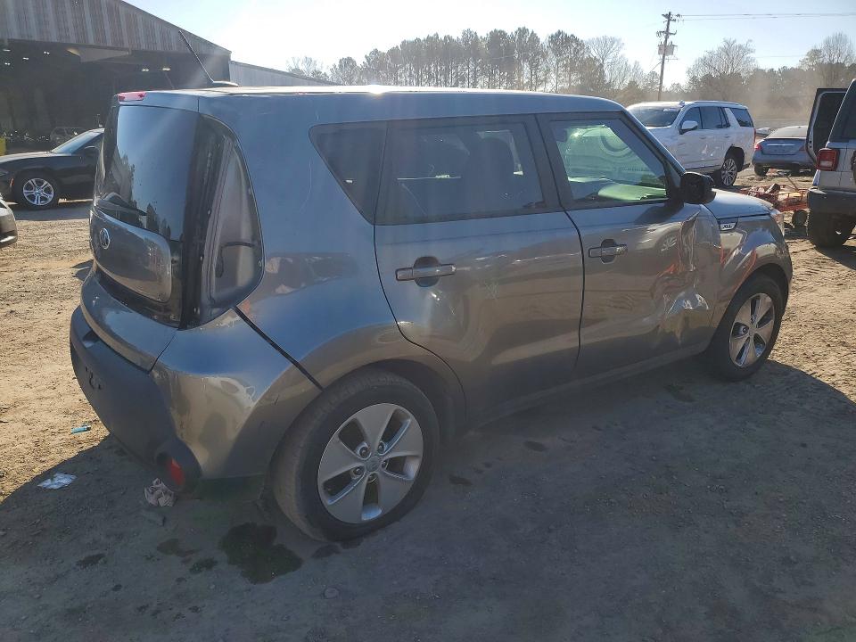 Photo 3 from auction – 2016 KIA SOUL with VIN KNDJN2A29G7395010