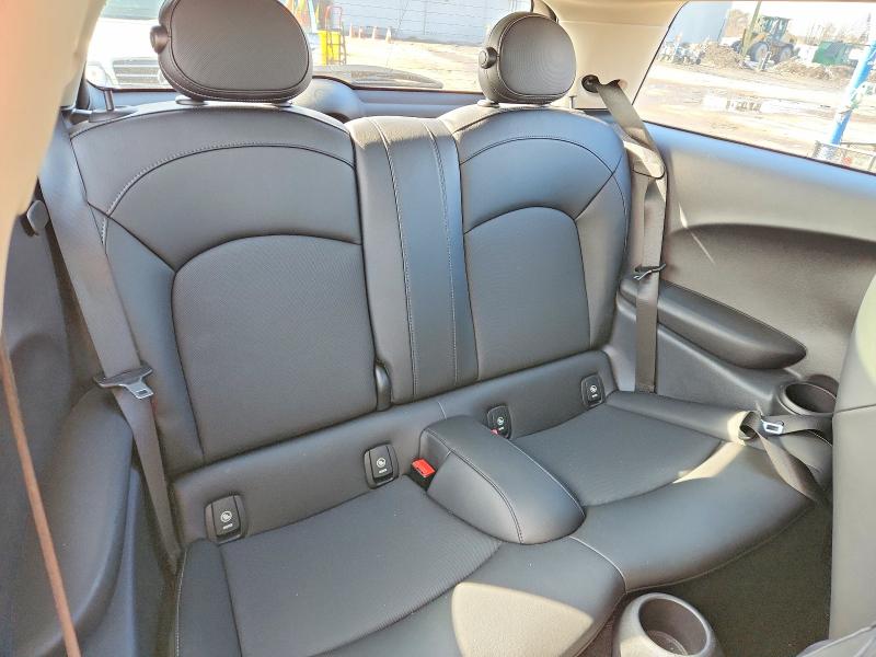 Photo 10 from auction – 2019 MINI COOPER with VIN WMWXP5C58K2H29644