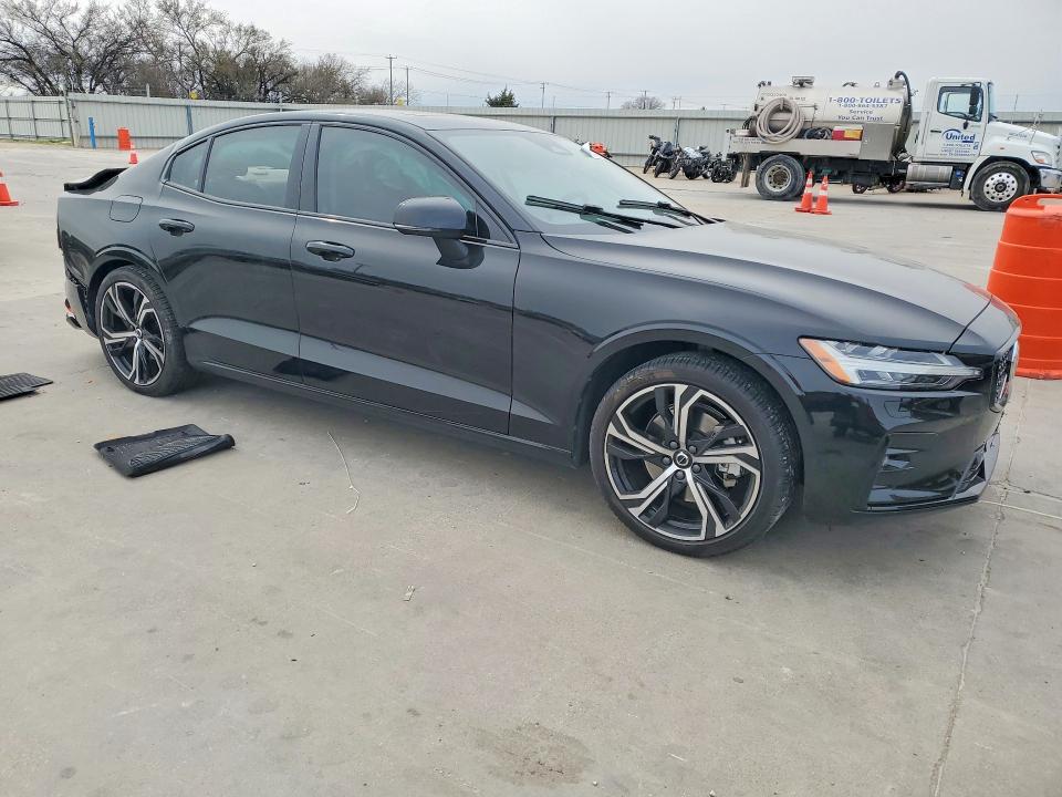 Photo 4 from auction – 2023 VOLVO S60 with VIN 7JRL12FV9PG253037