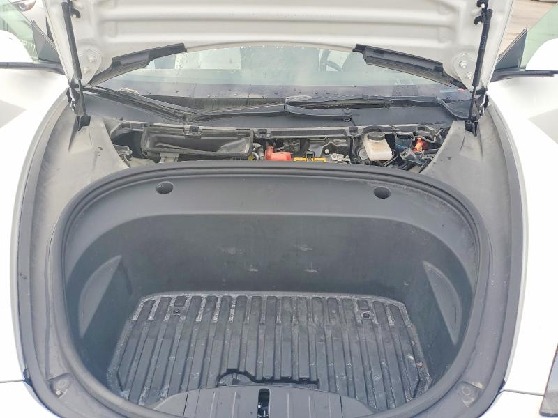 Photo 11 from auction – 2022 TESLA MODEL 3 with VIN 5YJ3E1EA1NF111350