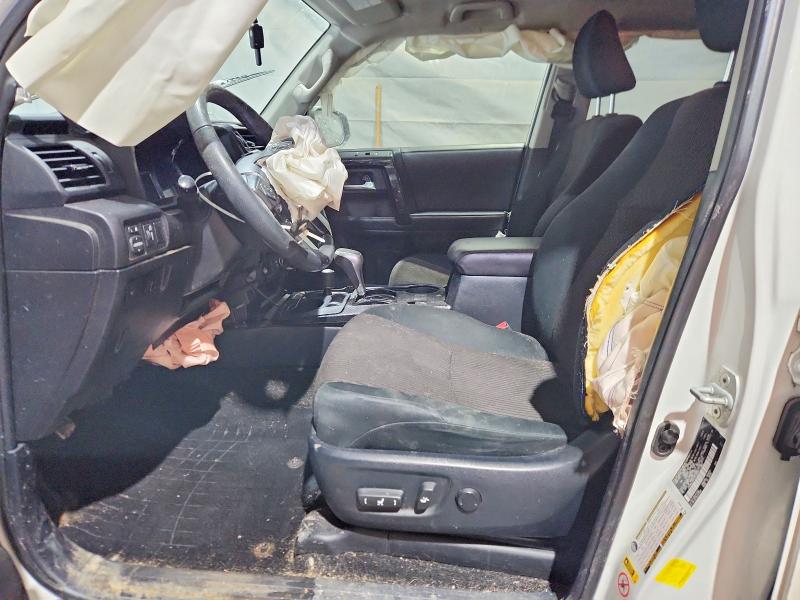 Photo 7 from auction – 2019 TOYOTA 4RUNNER SR with VIN JTEBU5JRXK5672317