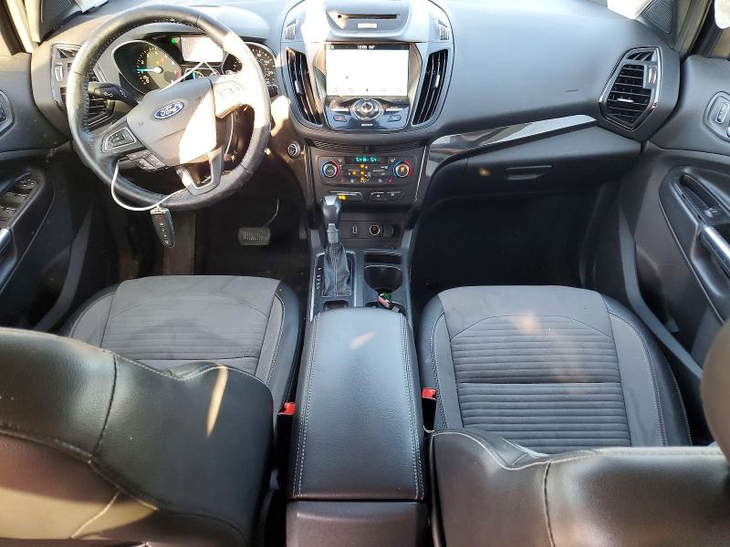 Zdjęcie 8 z aukcji – 2017 FORD ESCAPE z VIN 1FMCU0J96HUA76949