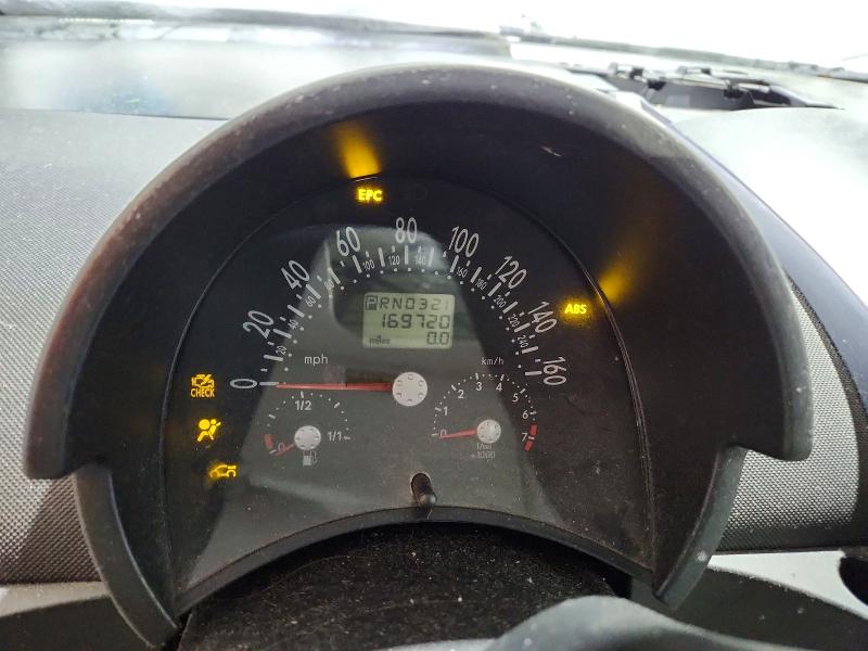 Photo 9 from auction – 2000 VOLKSWAGEN NEW BEETLE with VIN 3VWCD21C2YM439731