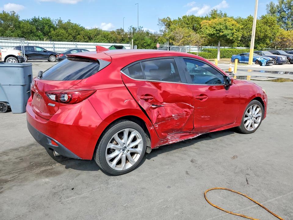 Photo 3 from auction – 2016 MAZDA 3 TOURING with VIN JM1BM1M30G1325226