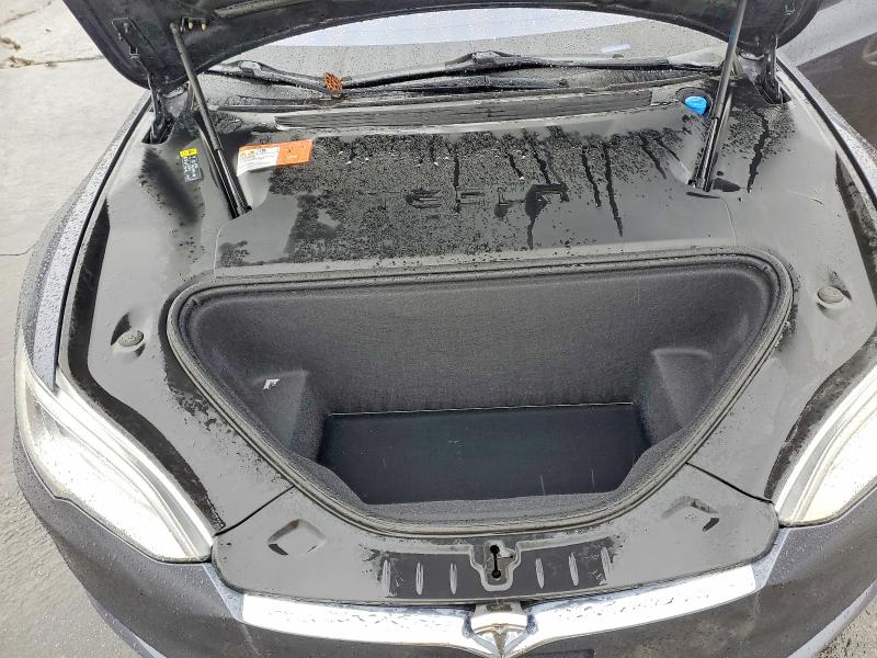 Photo 11 from auction – 2017 TESLA MODEL S with VIN 5YJSA1E19HF210591