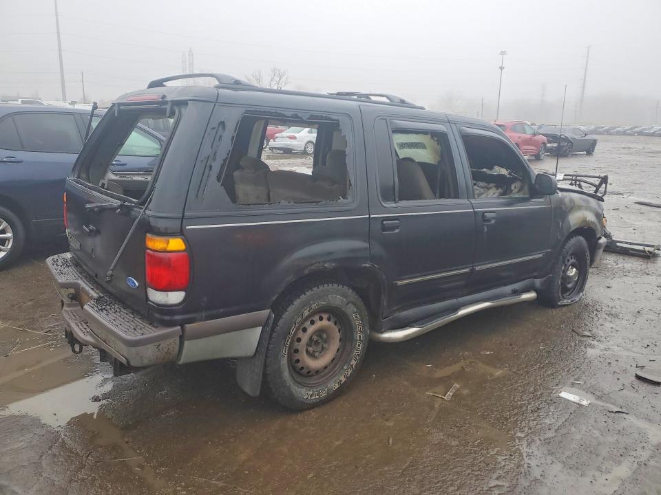 Photo 3 from auction – 1997 FORD EXPLORER with VIN 1FMDU34X6VUC96927