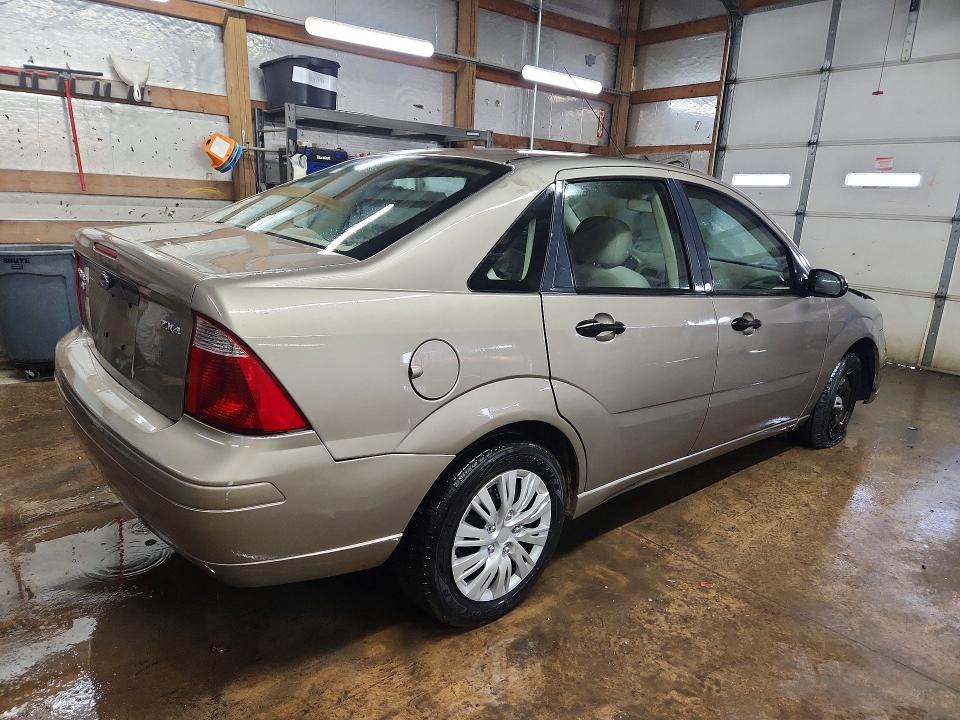 Photo 3 from auction – 2005 FORD FOCUS with VIN 1FAFP34N35W301546