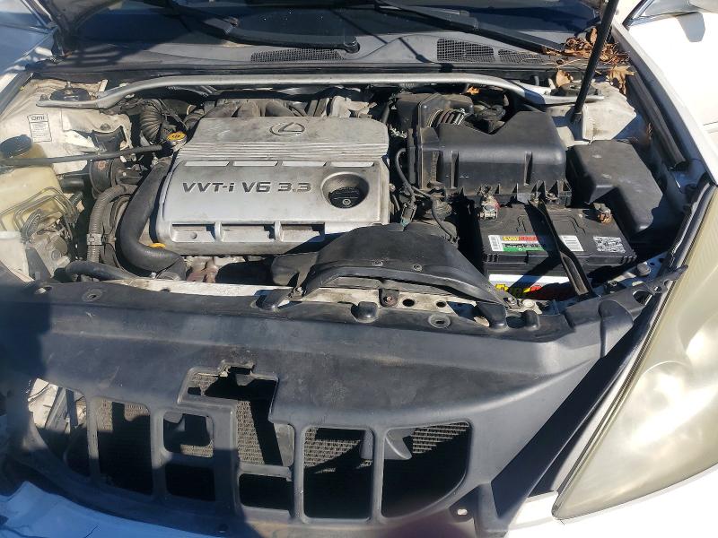 Photo 11 from auction – 2004 LEXUS ES 330 with VIN JTHBA30G645046735