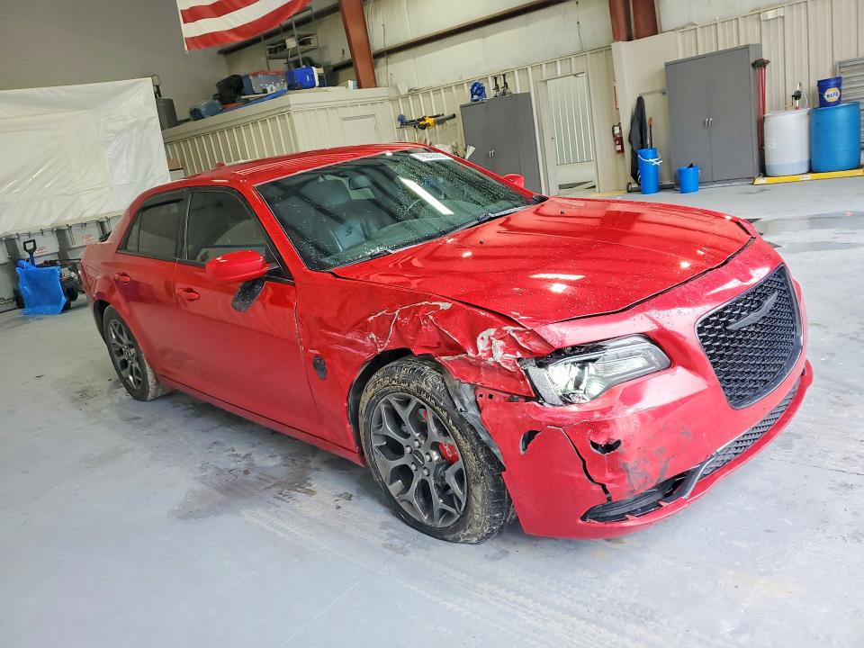 Photo 4 from auction – 2017 CHRYSLER 300 with VIN 2C3CCAGG1HH597359