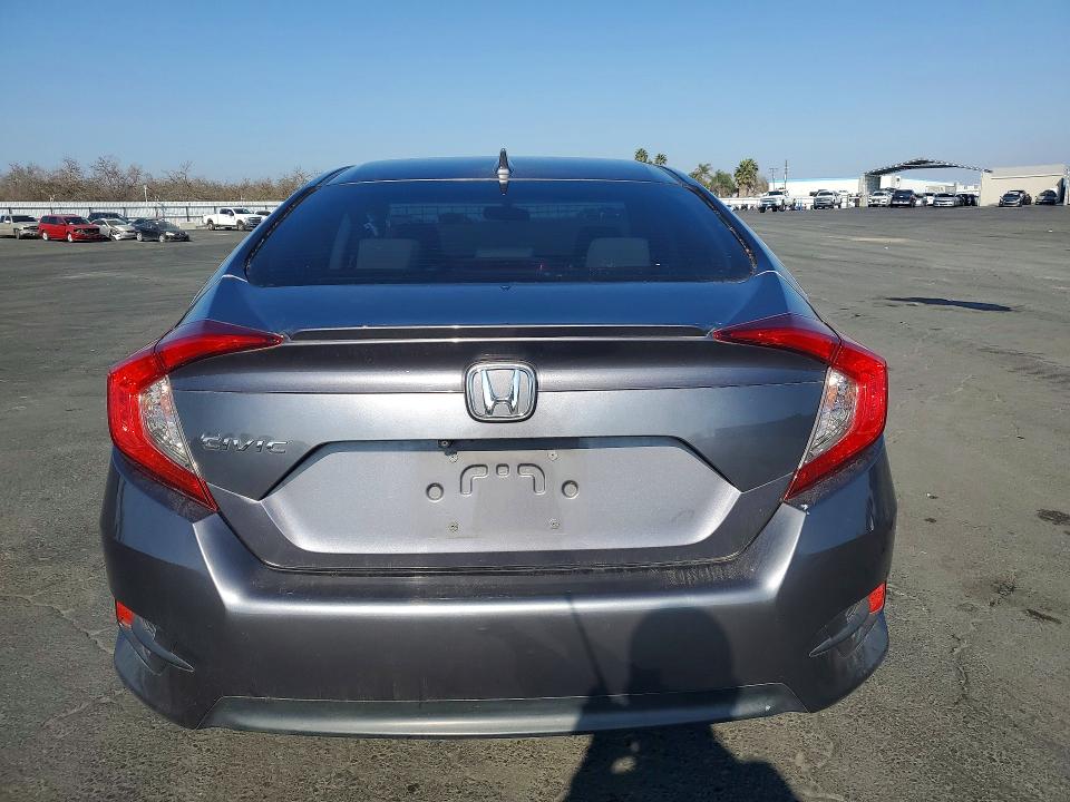 Photo 6 from auction – 2016 HONDA CIVIC with VIN 19XFC1F32GE222419