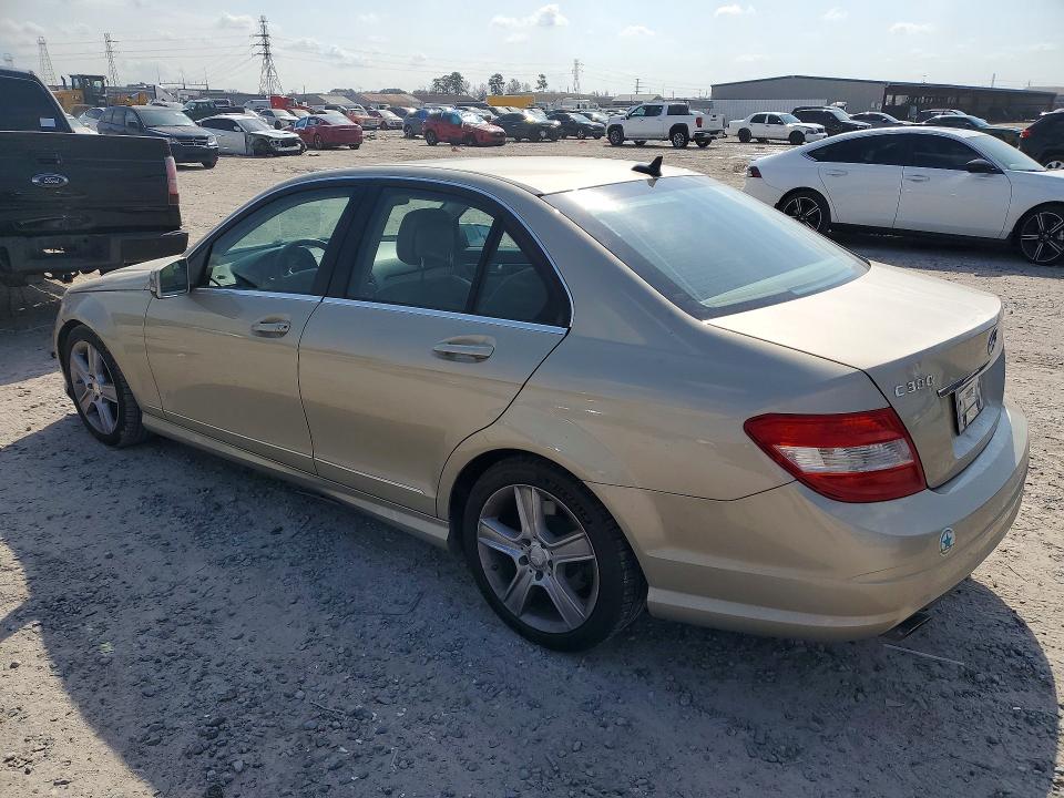 Photo 2 from auction – 2011 MERCEDES-BENZ C with VIN WDDGF5EB5BR174316