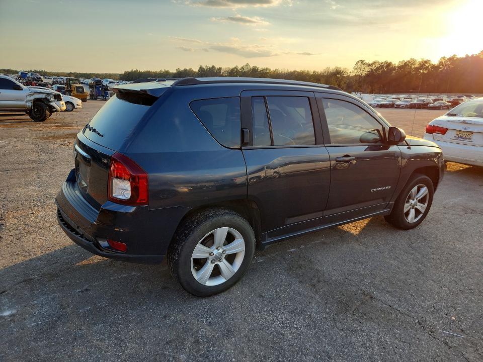 Photo 3 from auction – 2015 JEEP COMPASS SP with VIN 1C4NJCBB1FD264672
