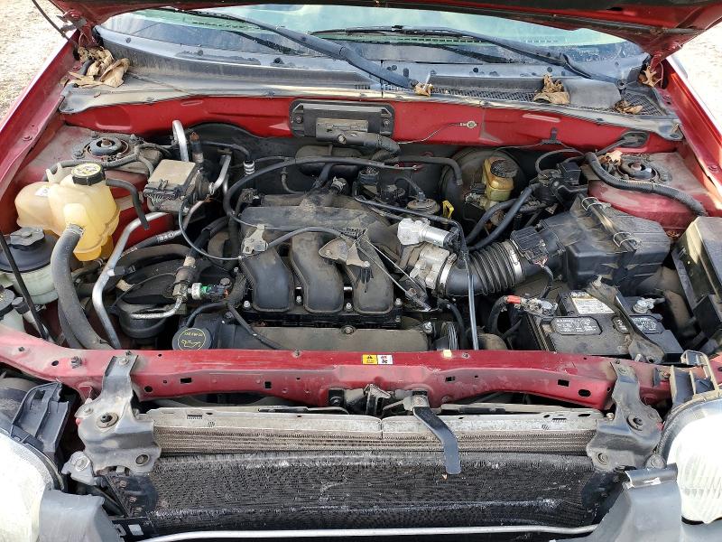 Photo 11 from auction – 2003 FORD ESCAPE XLT with VIN 1FMYU03163KE07871