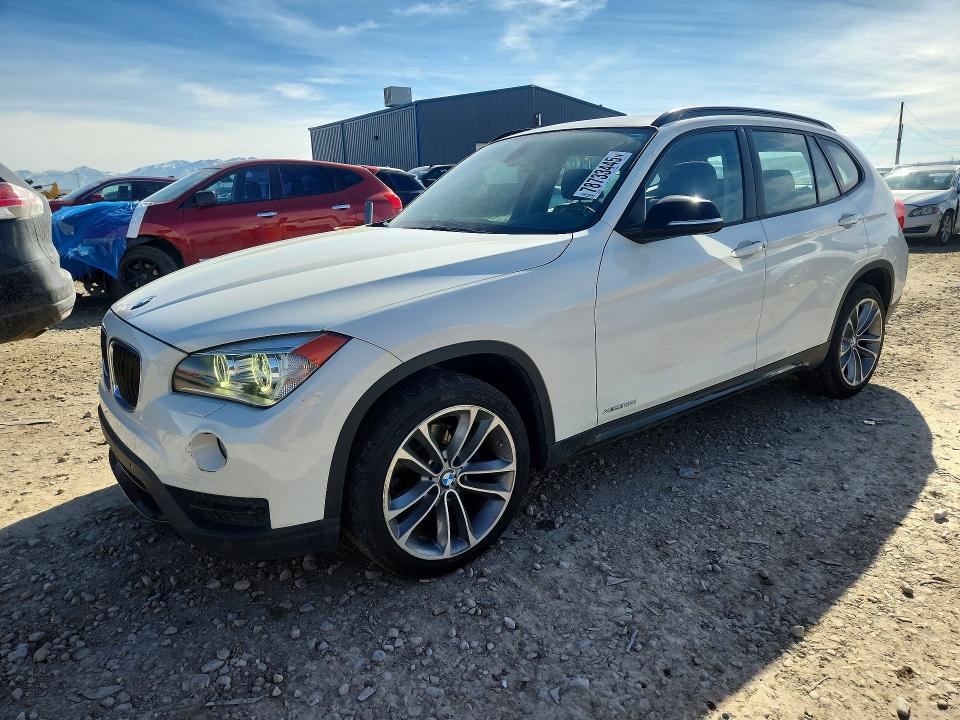 BMW X1 2014 z numerem VIN WBAVL1C53EVY18811 - Zdjęcie z aukcji