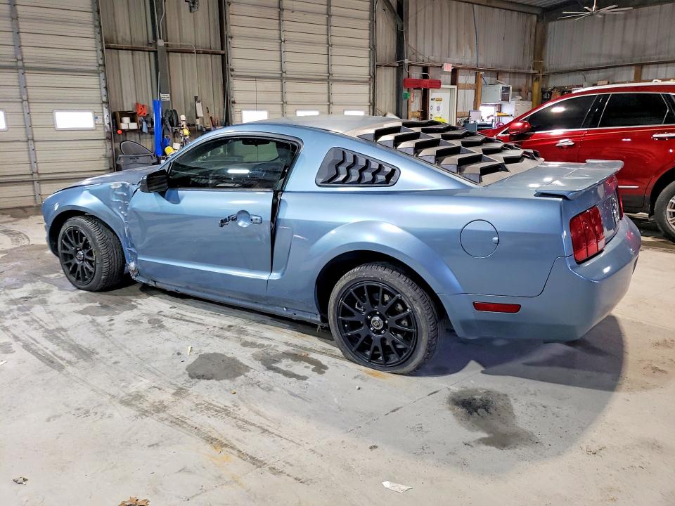 Photo 2 from auction – 2007 FORD MUSTANG with VIN 1ZVFT80N375211778