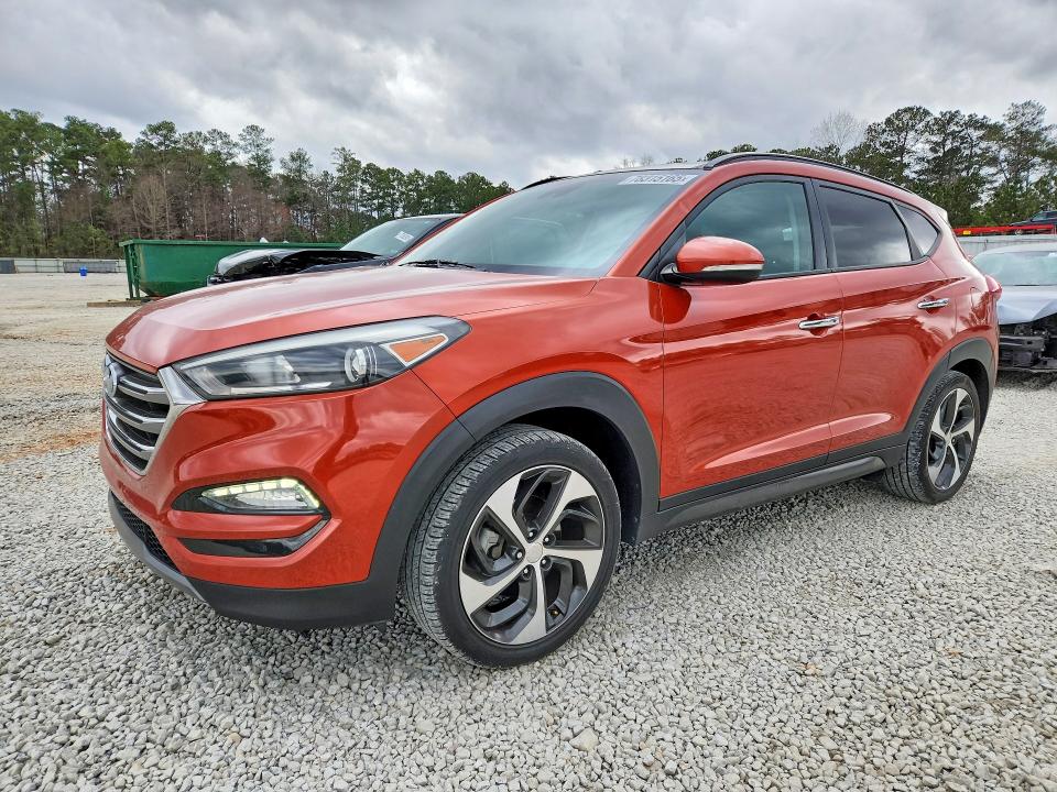 HYUNDAI TUCSON 2016 with VIN KM8J33A20GU127066 - Photo from auction