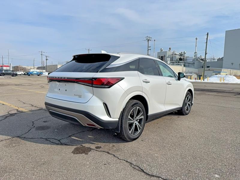 Photo 4 from auction – 2024 LEXUS RX with VIN 2T2BAMCA9RC070967