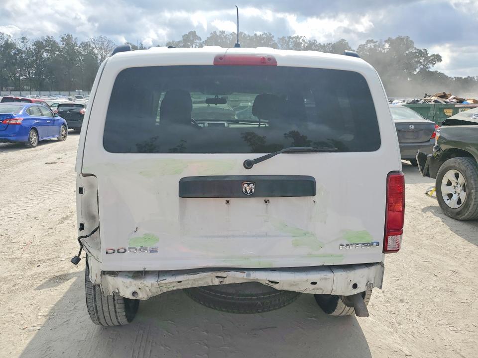 Photo 6 from auction – 2011 DODGE NITRO HEAT with VIN 1D4PT4GK8BW587135