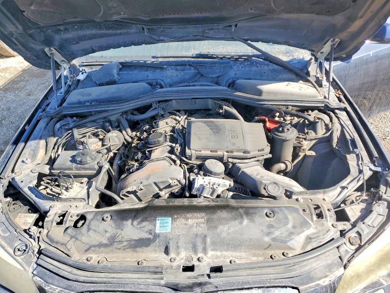 Photo 11 from auction – 2010 BMW 535 XI with VIN WBAPT7C56ACX02908