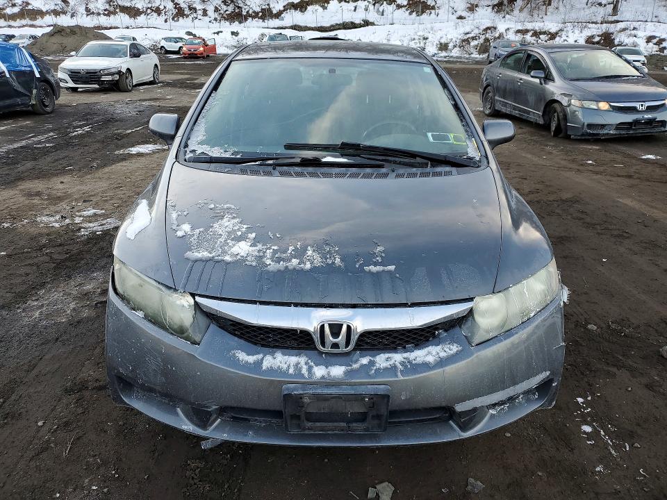 Photo 5 from auction – 2011 HONDA CIVIC LX-S with VIN 2HGFA1F63BH502848