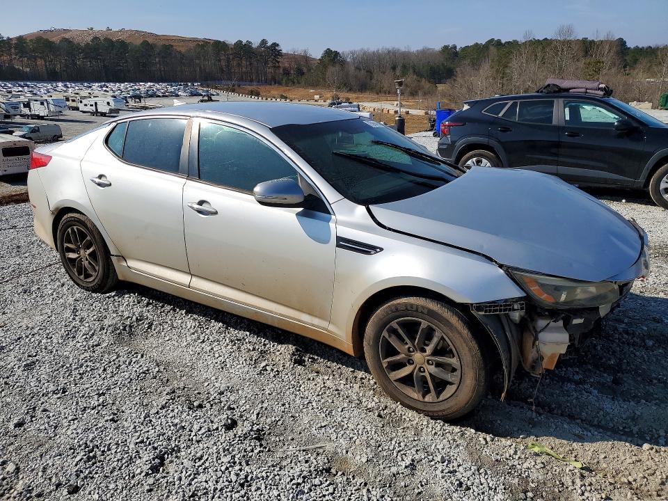 Photo 4 from auction – 2015 KIA OPTIMA with VIN 5XXGM4A71FG399532