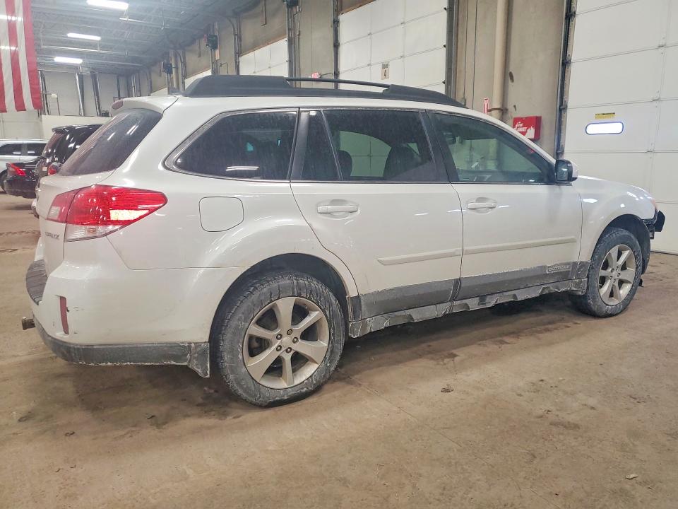 Photo 3 from auction – 2013 SUBARU OUTBACK 2. with VIN 4S4BRCKC6D3231900