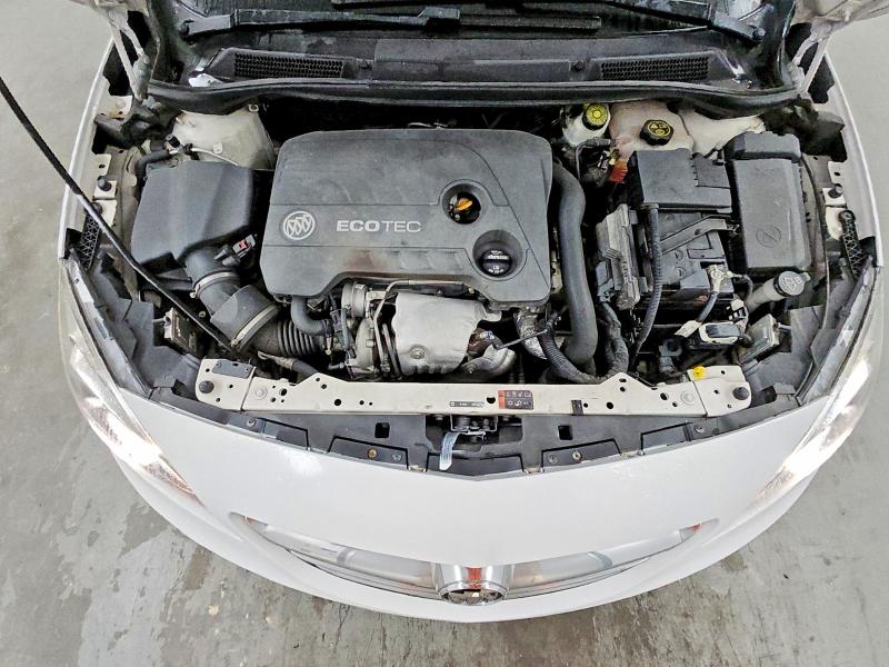 Photo 11 from auction – 2018 BUICK CASCADA with VIN W04WH3N56JG029675