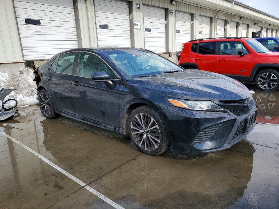 Photo 4 from auction – 2020 TOYOTA CAMRY with VIN 4T1G11AK0LU330120