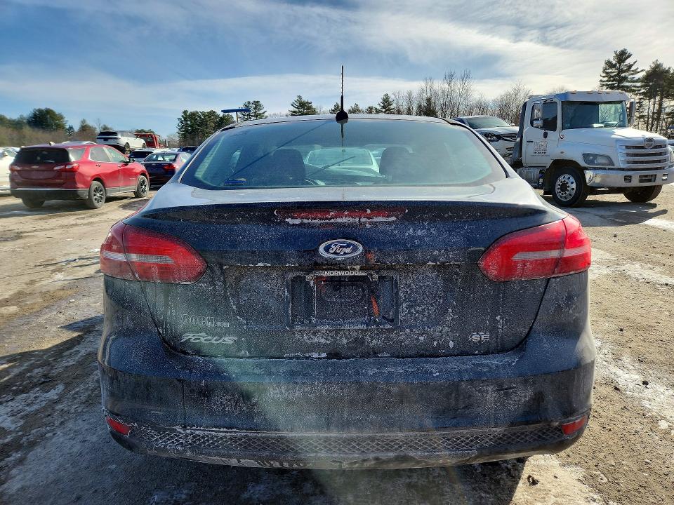 Photo 6 from auction – 2015 FORD FOCUS SE with VIN 1FADP3F23FL316335
