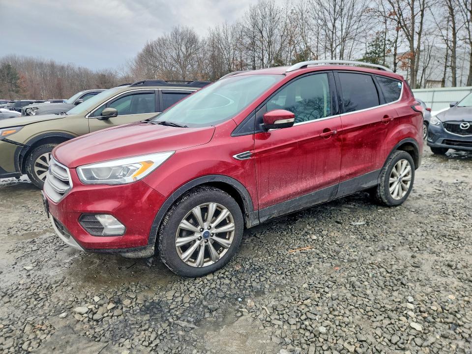 FORD ESCAPE TIT 2017 с VIN 1FMCU0JD4HUC22754 - Фото с аукциона