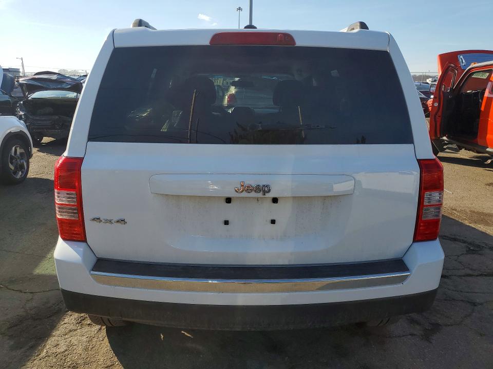 Photo 6 from auction – 2012 JEEP PATRIOT with VIN 1C4NJRFB7CD718349