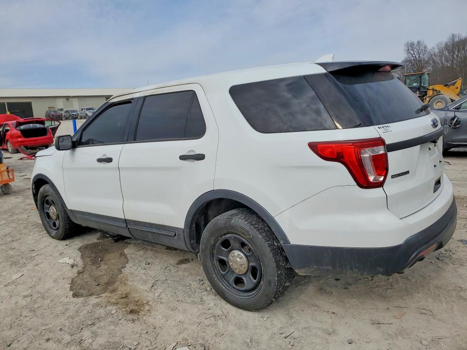 Photo 2 from auction – 2016 FORD EXPLORER with VIN 1FM5K8AR0GGB53941