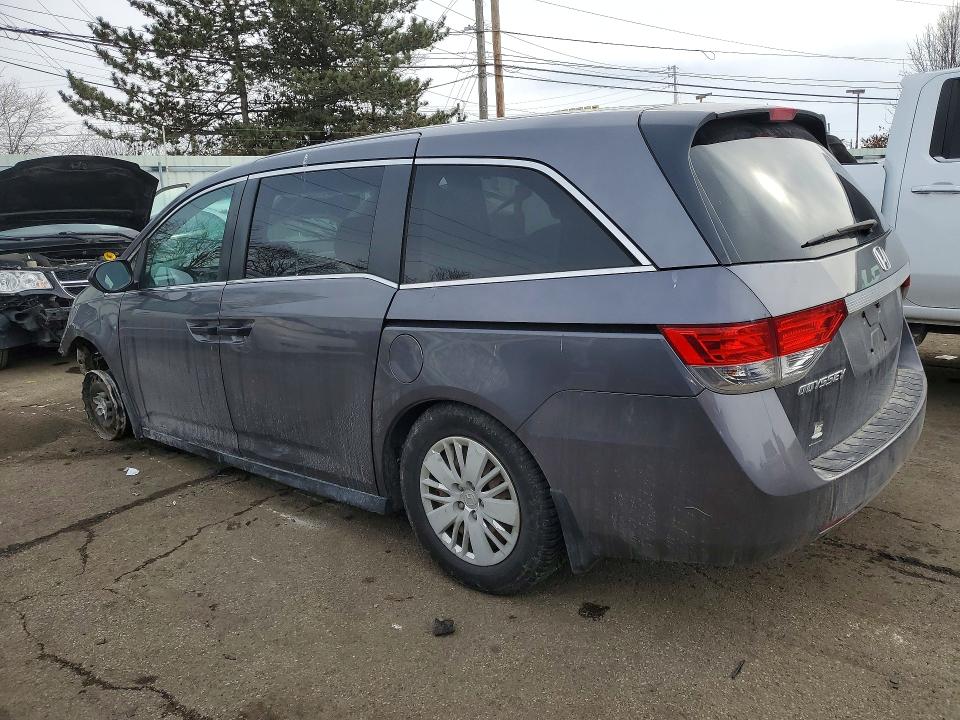 Photo 2 from auction – 2015 HONDA ODYSSEY with VIN 5FNRL5H28FB029077