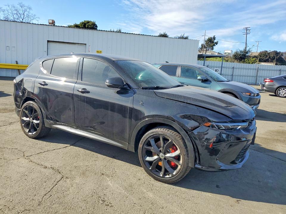 Photo 4 from auction – 2024 DODGE HORNET R/T with VIN ZACPDFCW3R3A14463