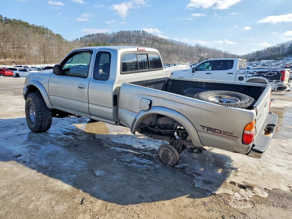 Photo 2 from auction – 2003 TOYOTA TACOMA with VIN 5TEWN72N63Z155802