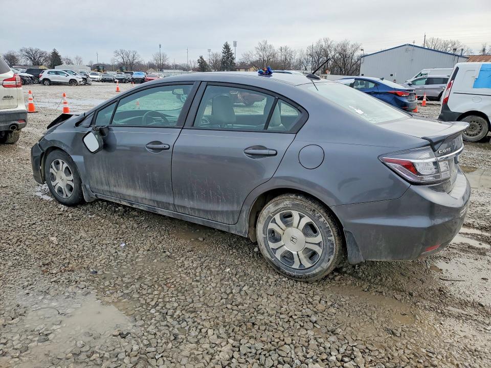 Photo 2 from auction – 2013 HONDA CIVIC with VIN 19XFB4F33DE002965