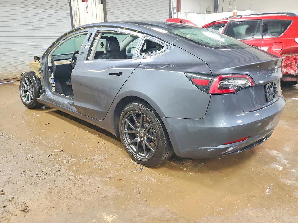 Photo 2 from auction – 2019 TESLA MODEL 3 with VIN 5YJ3E1EA0KF449432