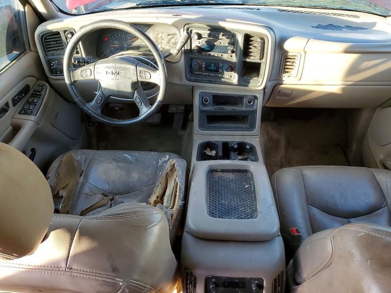 Photo 8 from auction – 2005 GMC NEW SIERRA with VIN 2GTEK13T551176002