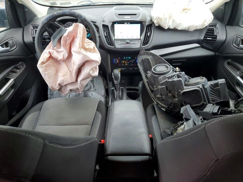 Photo 8 from auction – 2018 FORD ESCAPE with VIN 1FMCU9GD3JUA71083