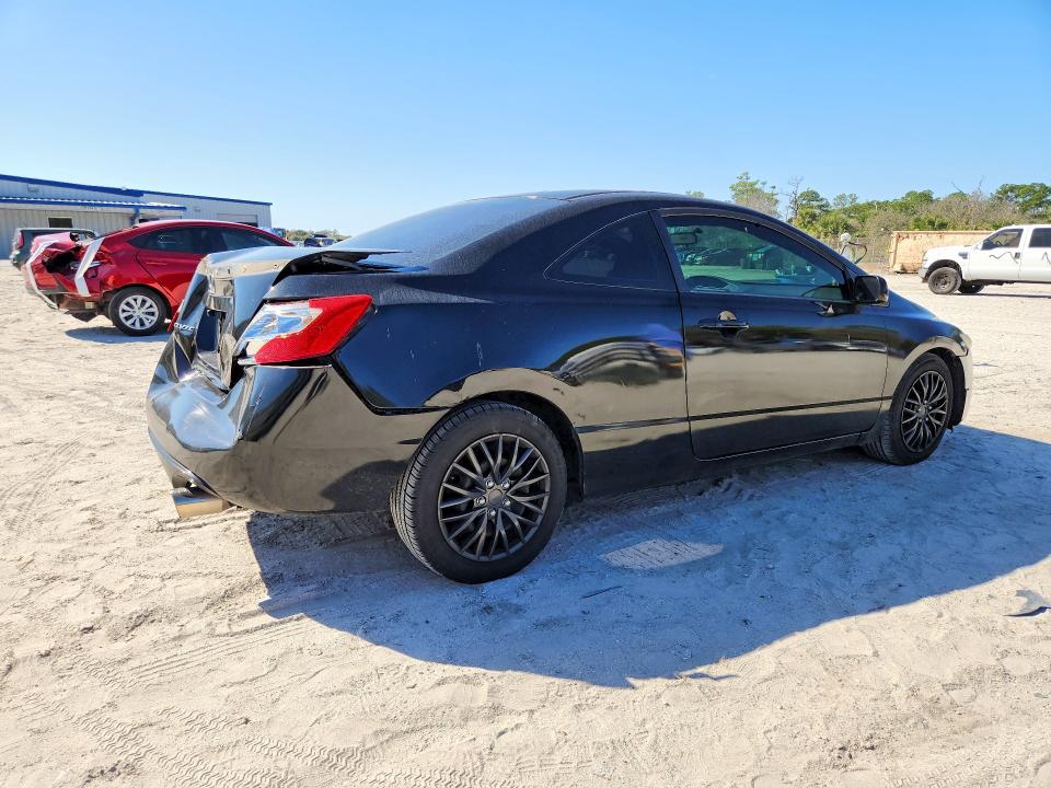 Photo 3 from auction – 2009 HONDA CIVIC LX with VIN 2HGFG12629H520109