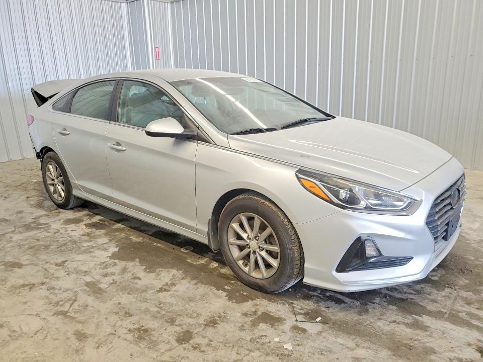 Photo 4 from auction – 2018 HYUNDAI SONATA with VIN 5NPE24AF9JH672511