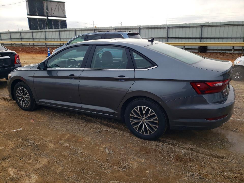 Photo 2 from auction – 2021 VOLKSWAGEN JETTA with VIN 3VWC57BU7MM040132