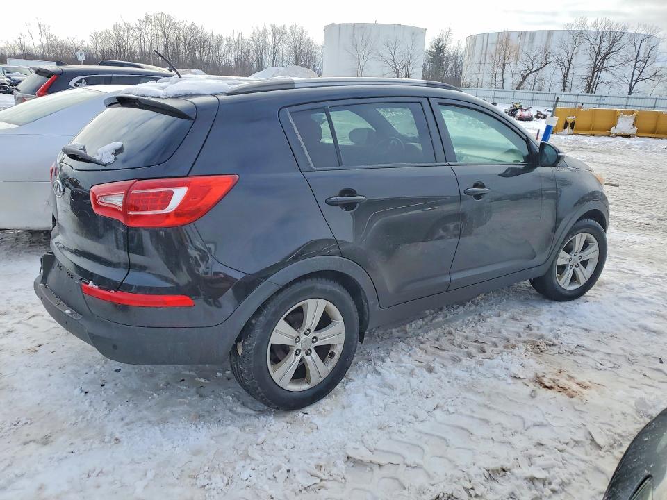 Photo 3 from auction – 2011 KIA SPORTAGE with VIN KNDPB3A24B7153811