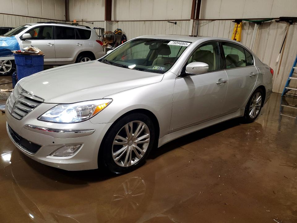 Photo 1 from auction – 2012 HYUNDAI GENESIS 4. with VIN KMHGC4DFXCU182469