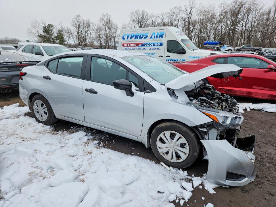 Photo 4 from auction – 2023 NISSAN VERSA with VIN 3N1CN8DV1PL851310